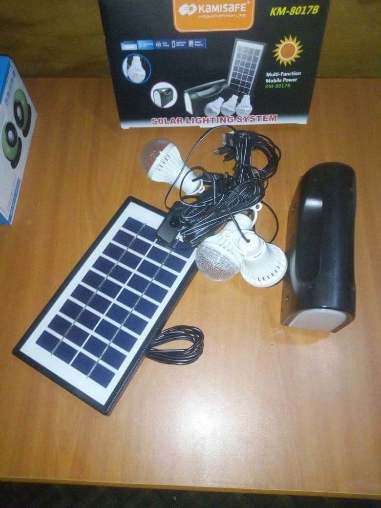 solar kit with 3 bulbs and phone charging cable