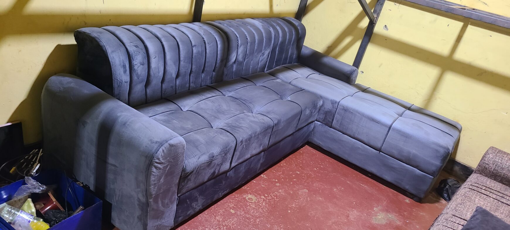 Home sofa seat 5seater available